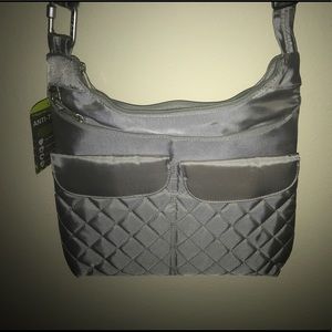 *Brand New* Travelon purse and matching wristlet